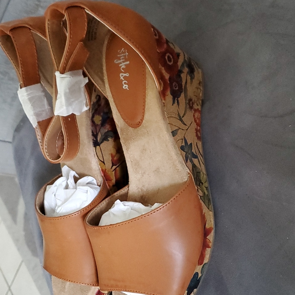 Style & Co. Shoes View 3